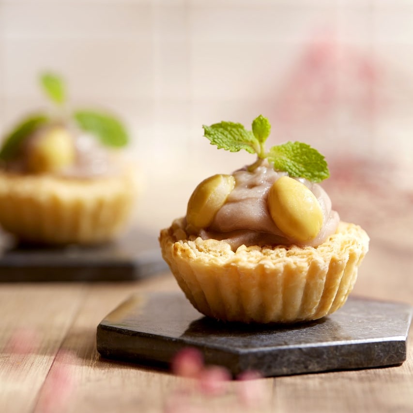 Baked Orh Nee Tart with Gingko Nut 白果芋泥挞